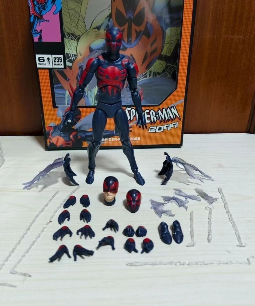 New MAFEX No.239 SPIDER-MAN 2099 COMIC Ver. Action Figure Toys