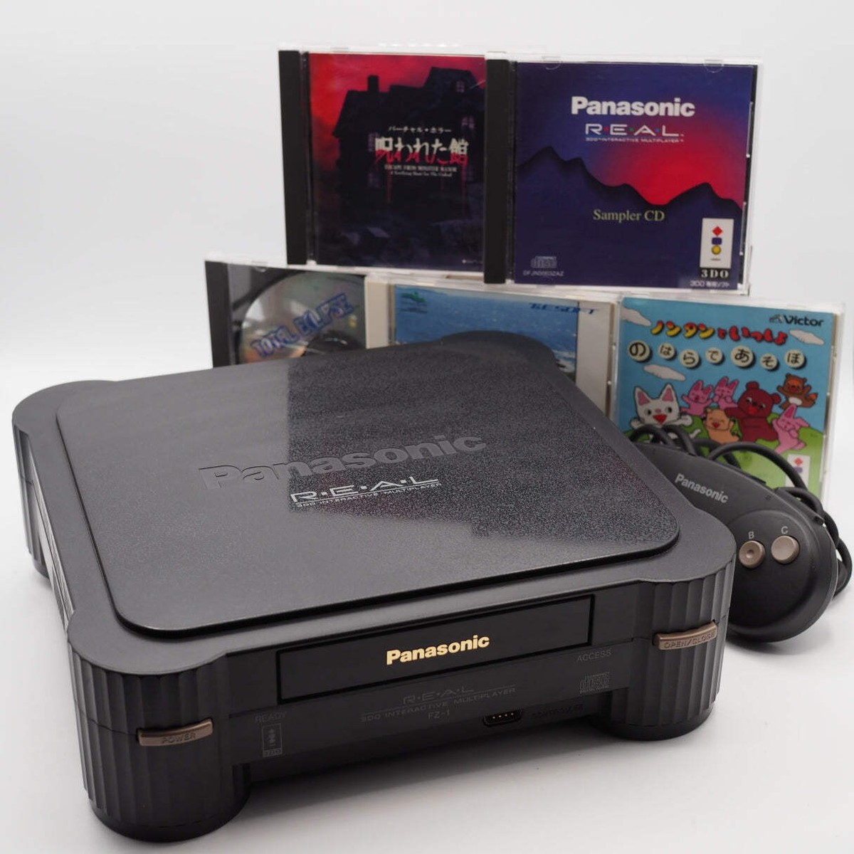 Panasonic 3DO REAL FZ-1 Console system + 5 Games Bundle Tested