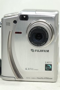 Fujifilm Finepix 4700 | eBay