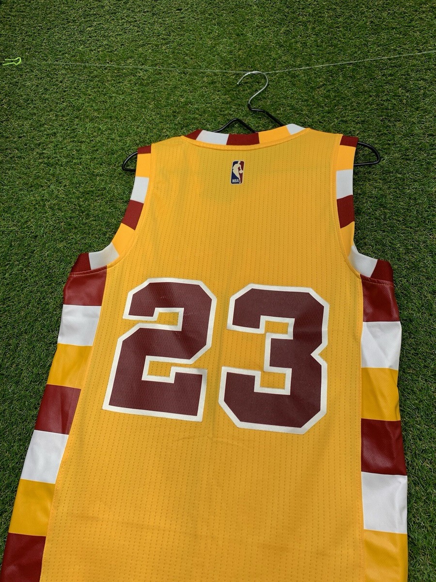 LeBron James Cleveland Cavaliers Jersey Mens Small Cavs #23 HWC