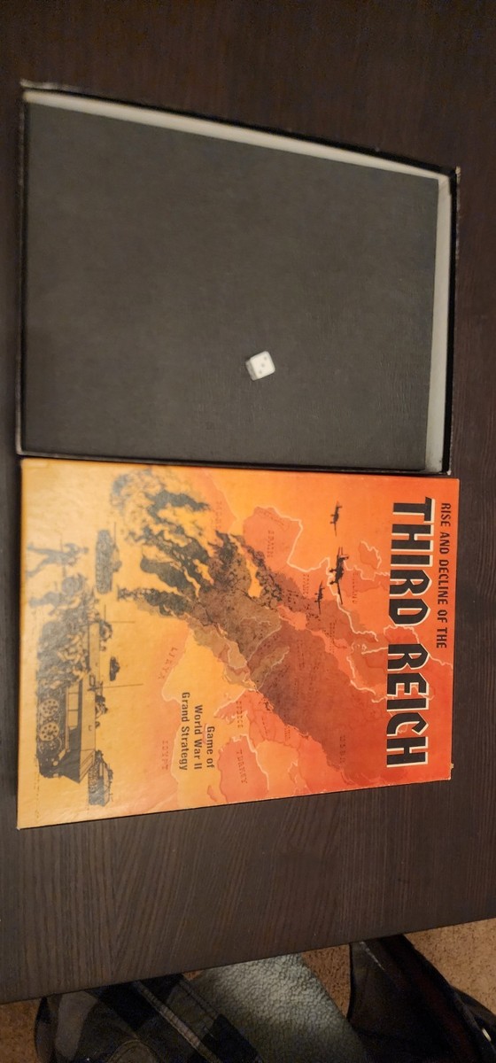 Avalon Hill Rise and Decline of The Third Reich 3rd Ed Bookcase