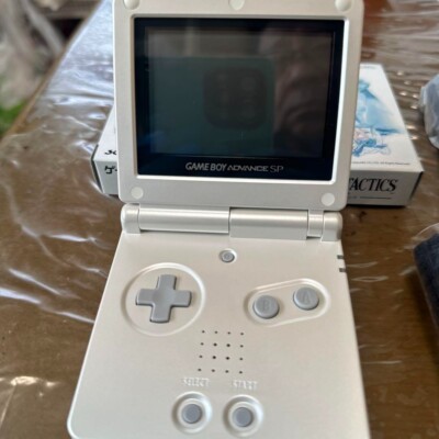 Nintendo Game Boy Advance Final Fantasy Tactics Pearl White