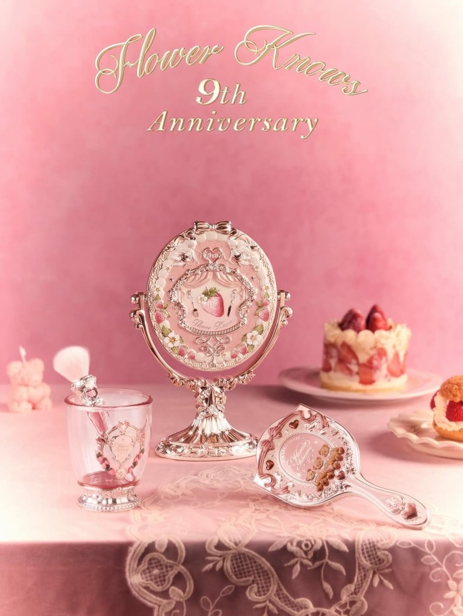 Flower Knows 9th Anniversary Vanity Mirror Paddle Brush Brush