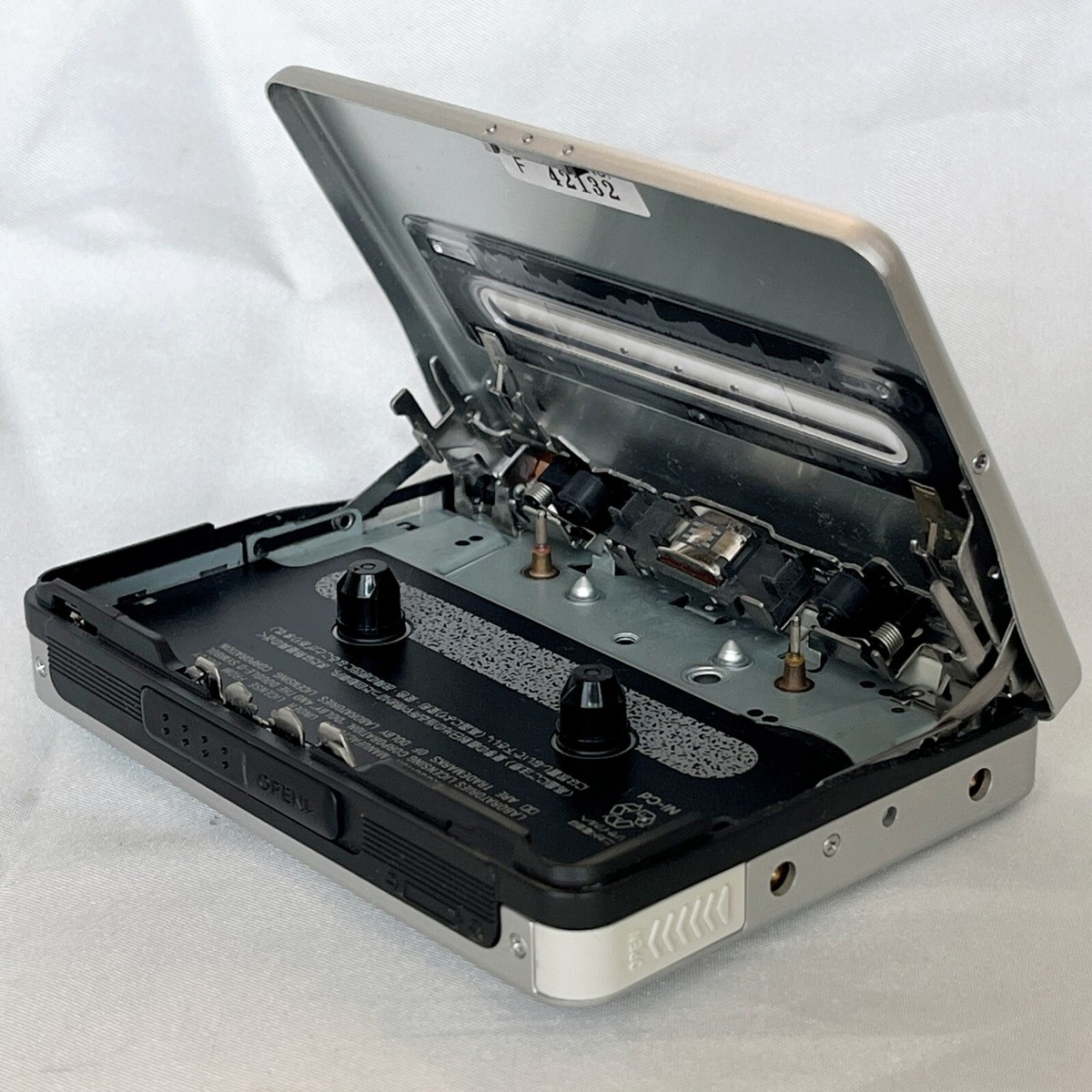 SONY WM-FX877 1999 Radio Walkman Vintage Cassette Player From