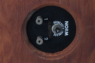 Acoustic Research AR-4X Vintage 2-Way Bookshelf Speaker -Single