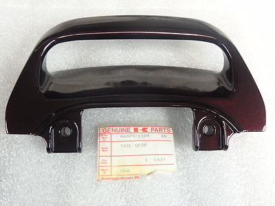 Kawasaki NOS NEW 46075-1104-1Q Red Mica Tail Grip ZX ZX1100 Ninja