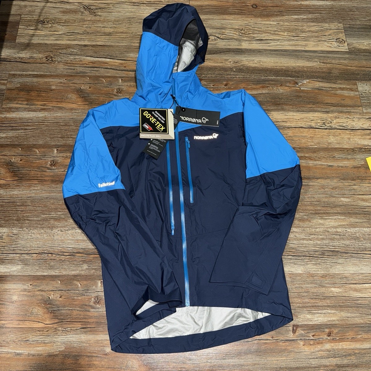 New Norrona Falketind Paclite Gore-Tex Jacket Hawaiian Surf Indigo