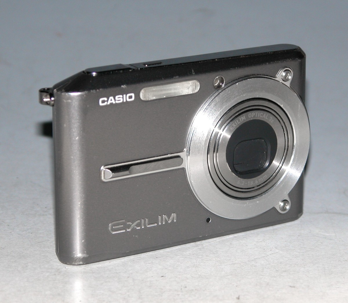 デジタルカメラ CASIO EXILIM EX-S600 ASCII.jp：カシオ計算機、600万