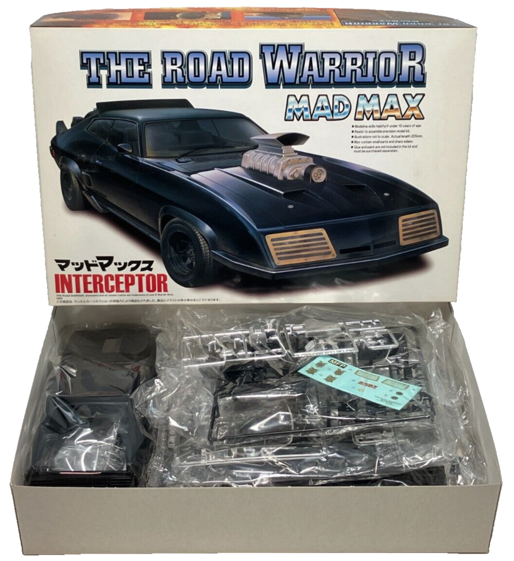 Aoshima 1/24 Kit The Road Warrior MadMax Interceptor Mad Max 2003