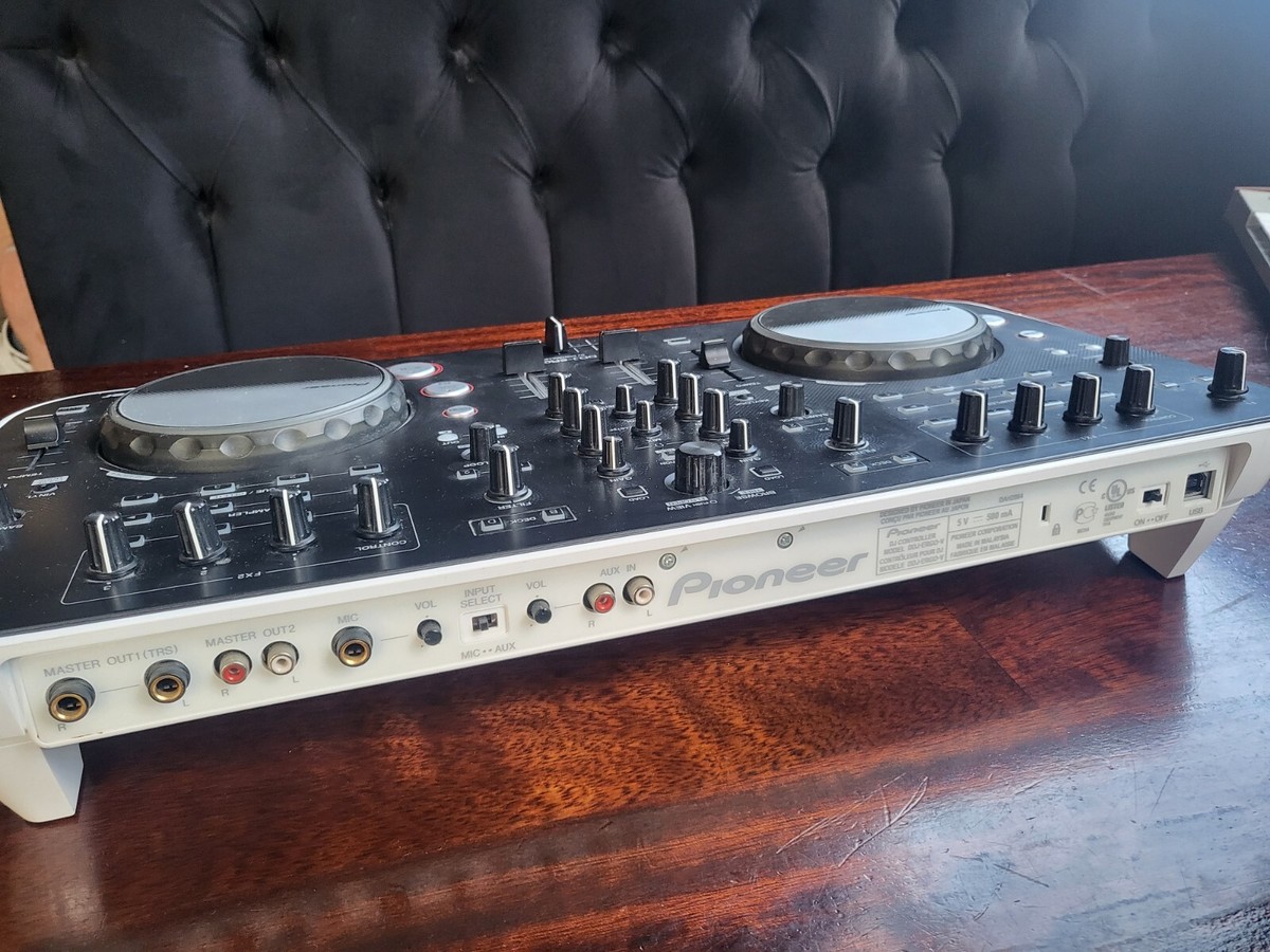 Pioneer DDJ-ERGO-V Digital DJ Controller. | eBay UK