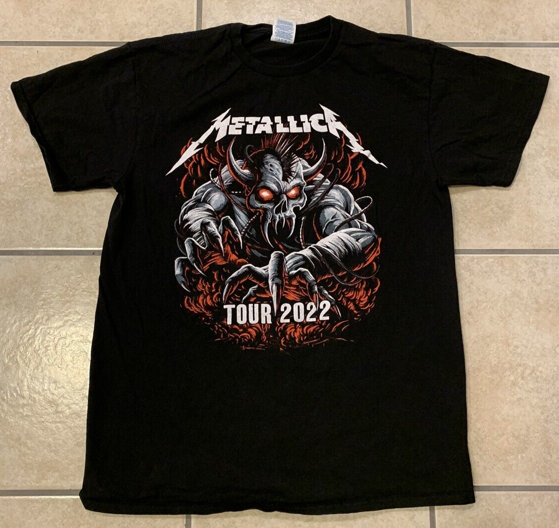 Adult Medium Metallica Tour 2022 Black Short Sleeve Crew Neck T
