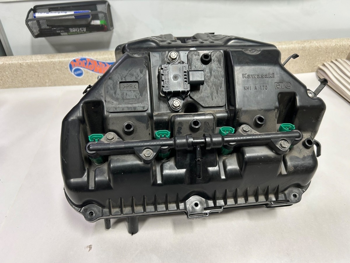 2016-2019 KAWASAKI NINJA ZX-10R ZX10 OEM AIRBOX AIR INTAKE | eBay