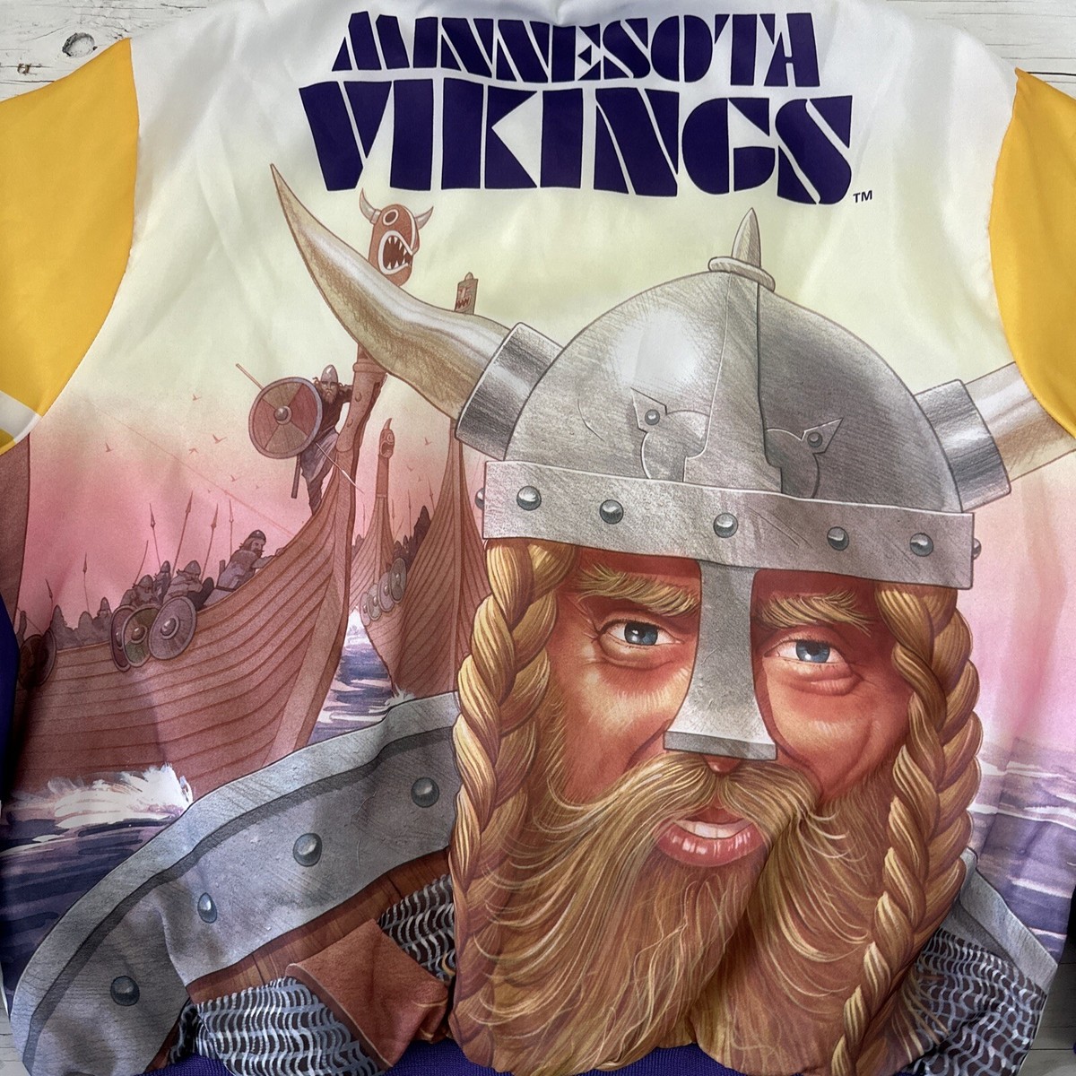 Vintage 90s Minnesota Vikings Chalk Line Fanimation NFL Football