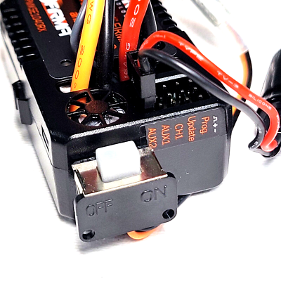 Axial SCX10 iii DX3 Spektrum Radio 40A Smart Firma ESC & Receiver