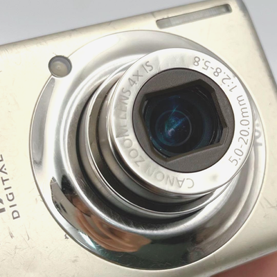 Canon IXY DIGITAL 920 IS Gold 10.0MP Compact Digital Camera