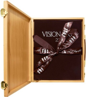 Visionaire #23: The Emperor's New Clothes