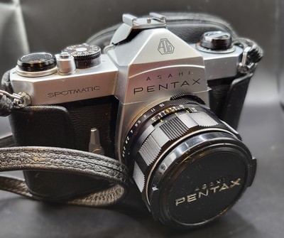 ASAHI PENTAX SPOTMATIC SP & Super Takumar 55mm F1.8 Film Camera