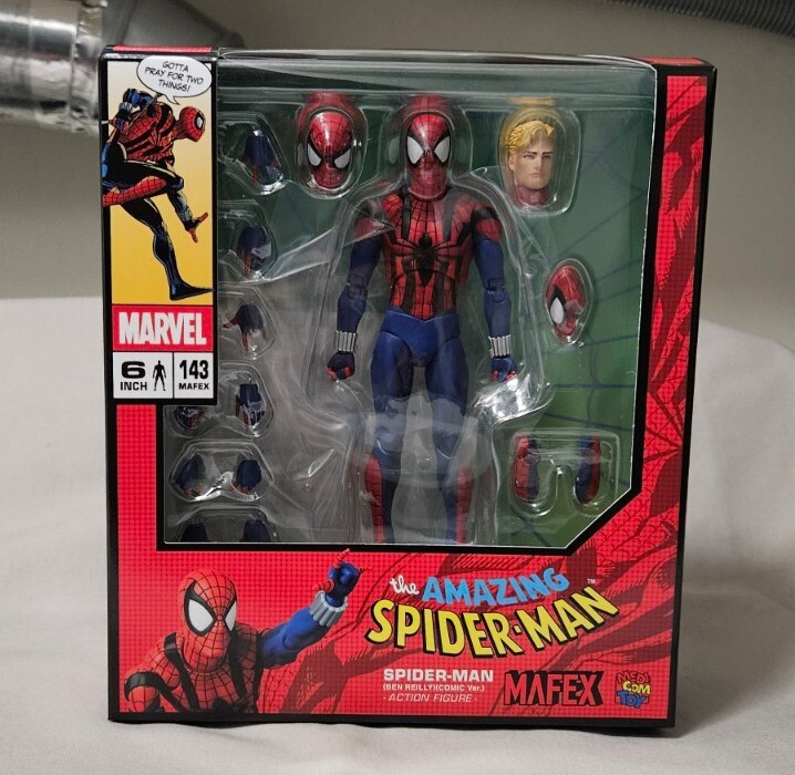 Medicom MAFEX No. 143 Ben Reilly Spider-man Comic Ver. Action