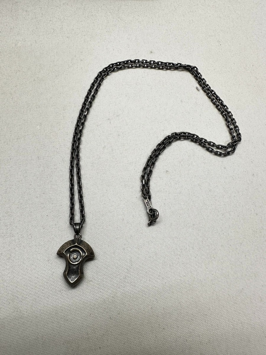 Square Enix FINAL FANTASY XIV Silver Pendant Azem's Crystal FF14