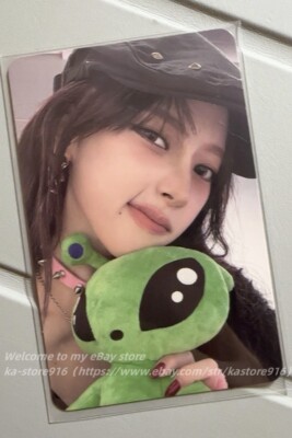 Aespa KARINA 2025 SMTOWN 30TH THE CULTURE THE FUTURE Ver. Official