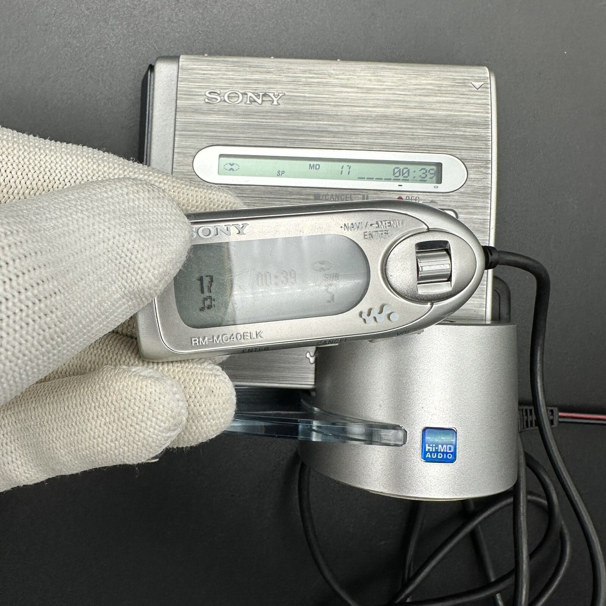 SONY MZ-NH1 NET MD Hi MD WALKMAN Minidisc Recorder Does not read