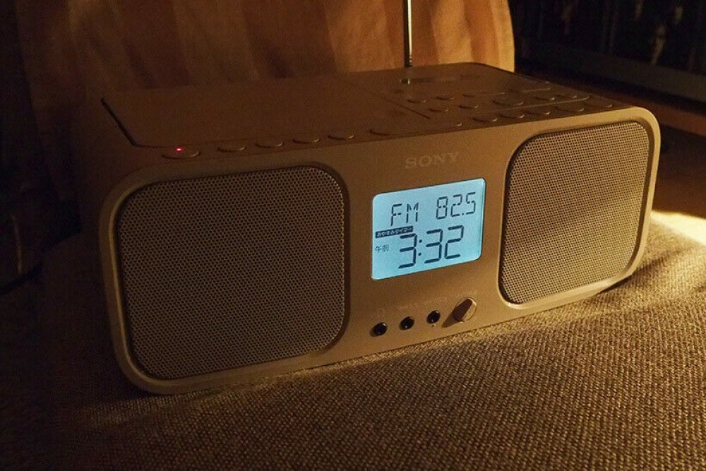 SONY CD Radio Cassette Player CFD-S401 easy use＆ large LCD from