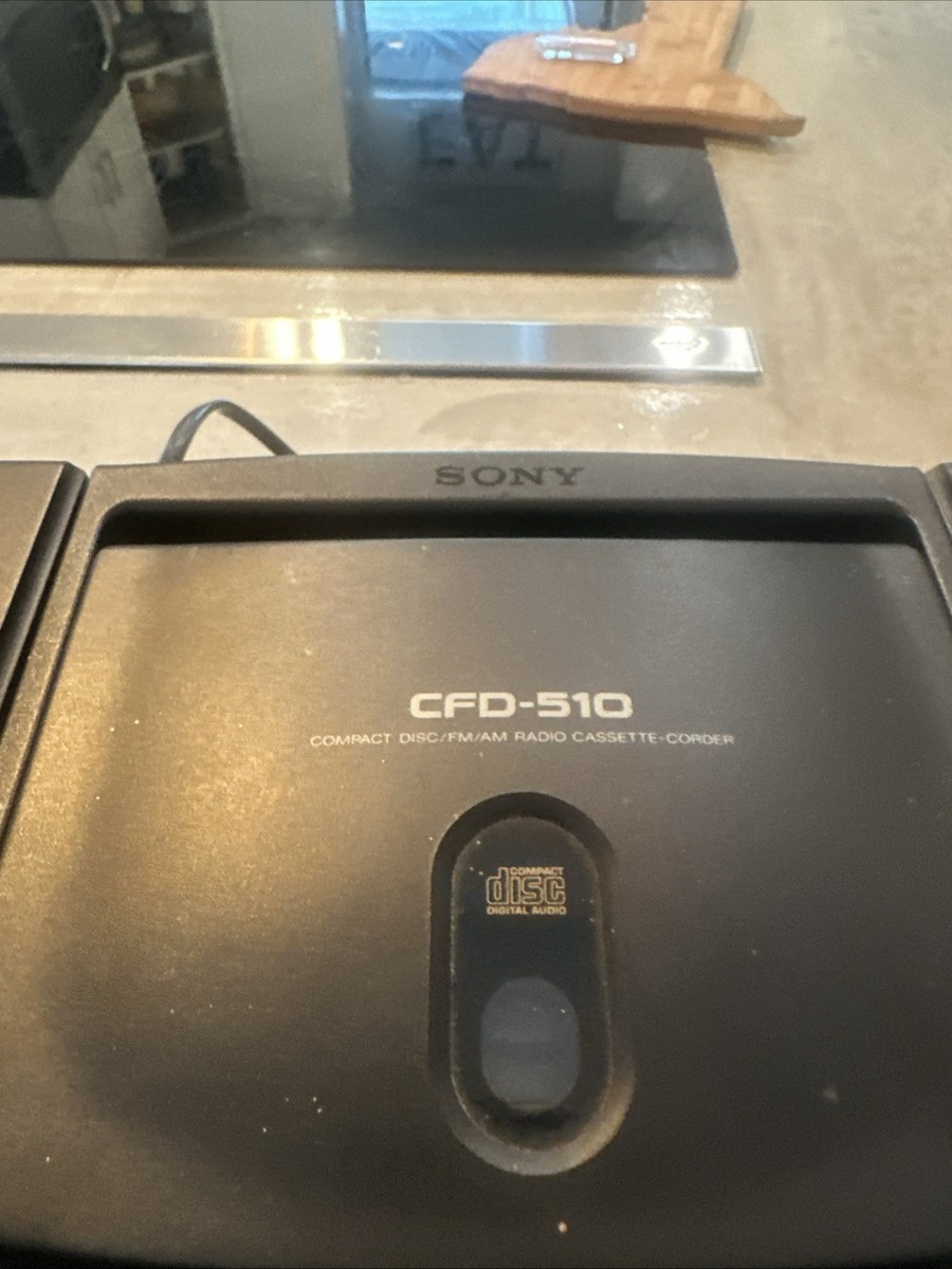 Sony CFD-510 Boombox Mega Bass Potrable Radio/CD/ Cassette Works