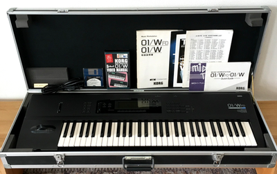 鍵盤楽器 Korg 01/w fd 61 keys Korg 01/W FD 61-Key Keyboard
