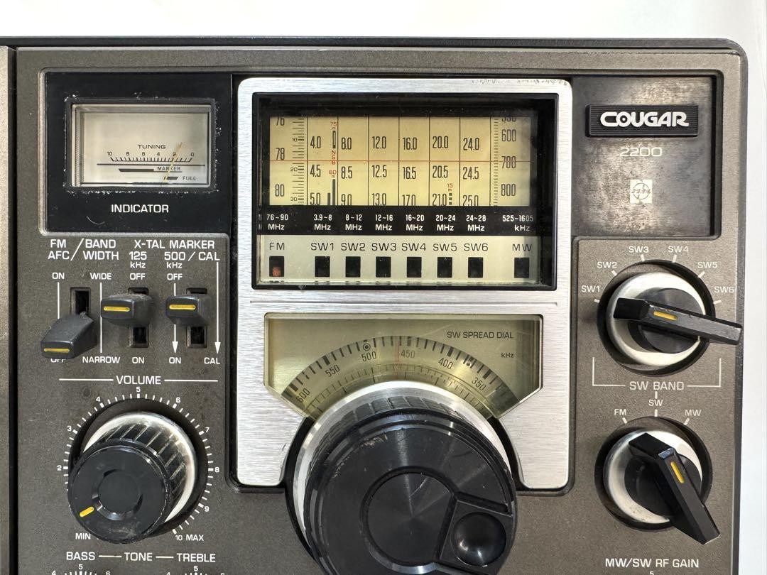 National Panasonic COUGAR RF-2200 Shortwave Radio Showa Retro