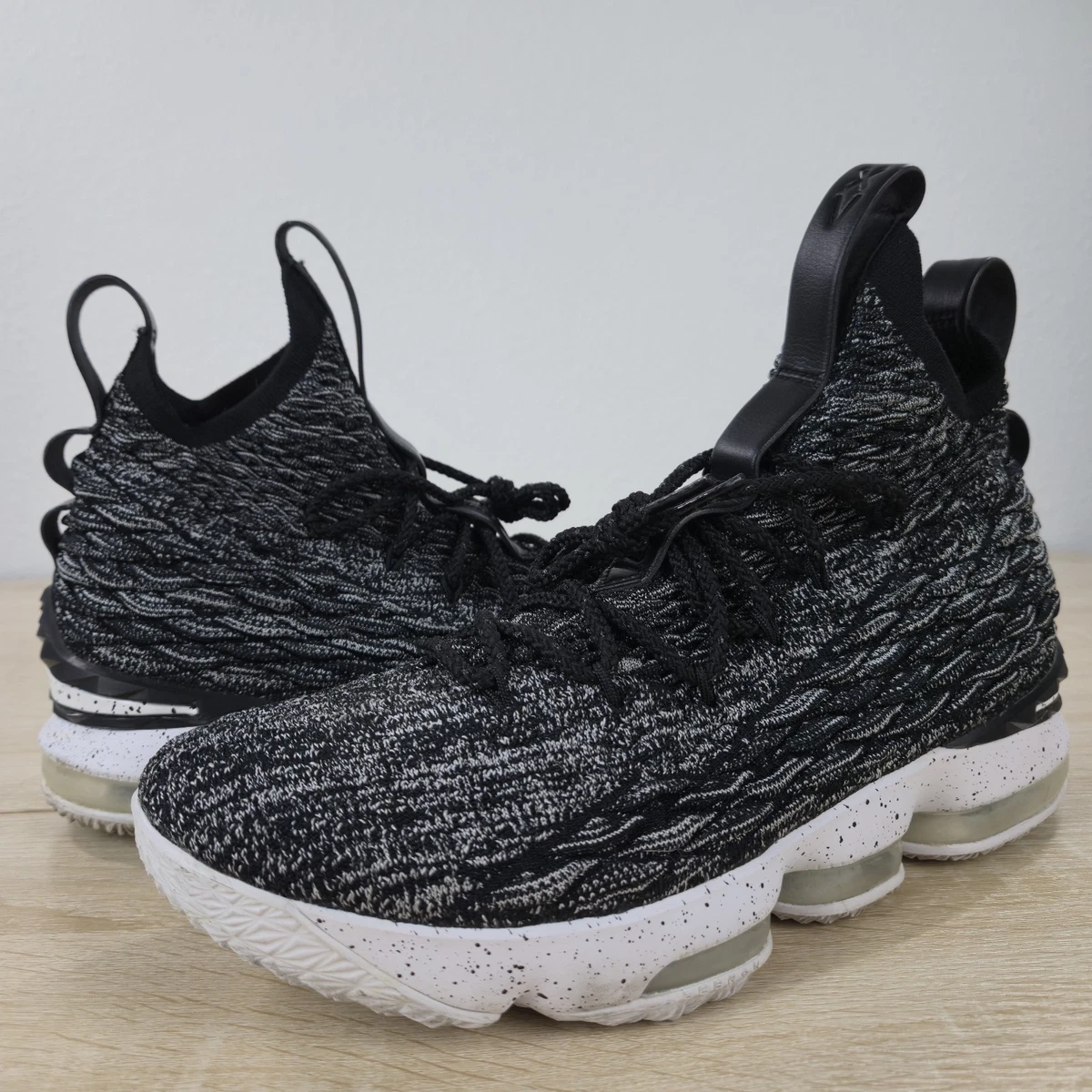 Nike LeBron 15 Ashes - 897648-002 for Sale | Authenticity