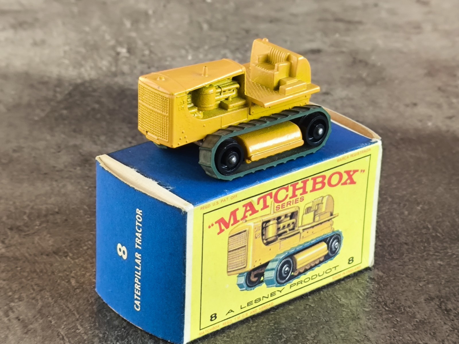 Matchbox 8c, Caterpillar Tractor - Free Price Guide & Review