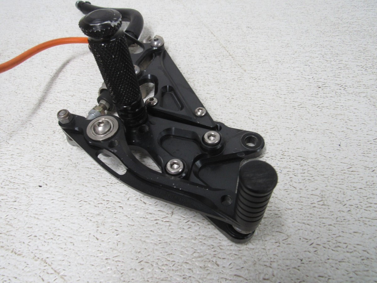 06 07 KAWASAKI ZX10R ZX 10 ZX10 RIGHT REAR SET BRAKE CALIPER