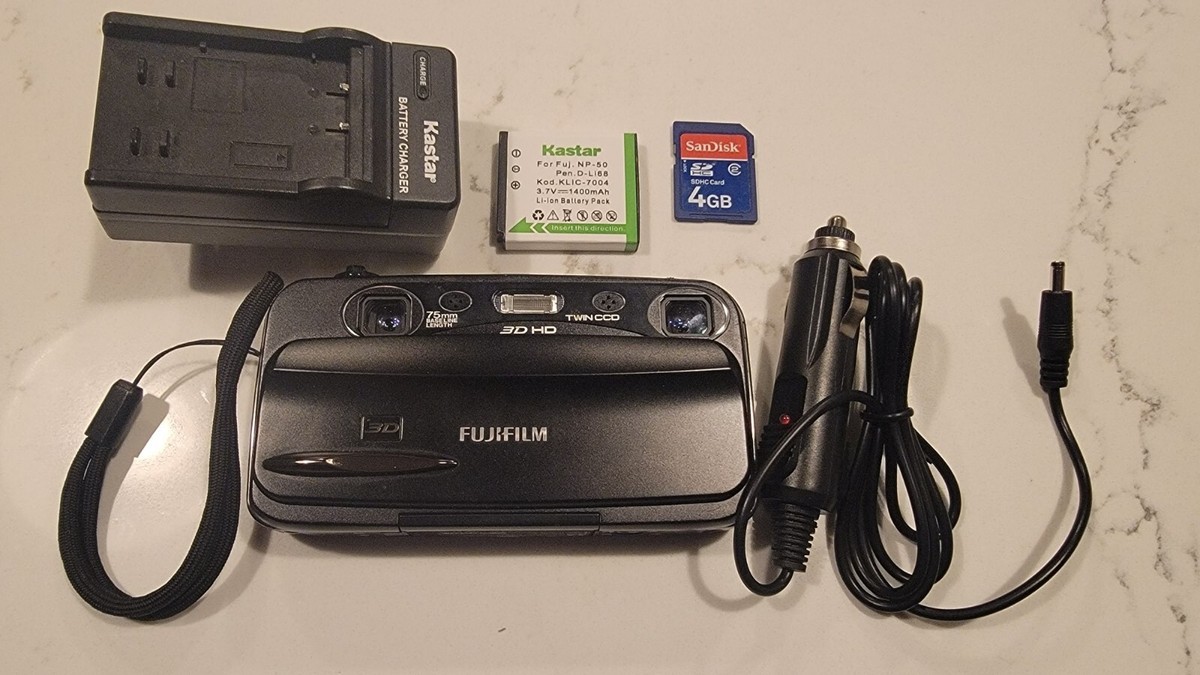 Fujifilm FinePix Real 3D W3 Digital Camera (Discontinued by
