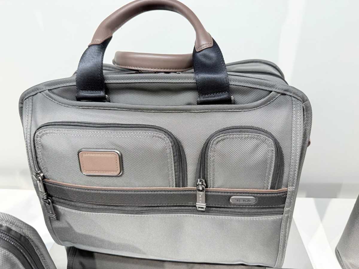 NEW Tumi GEN 4.3 - Expandable Organizer Laptop Brief Briefcase