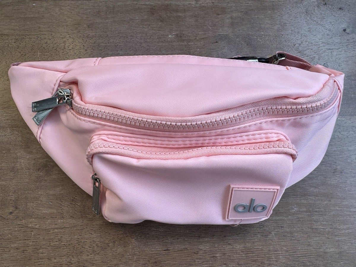 ALO YOGA 2025 Explorer Fanny Bag Pink NWT | eBay