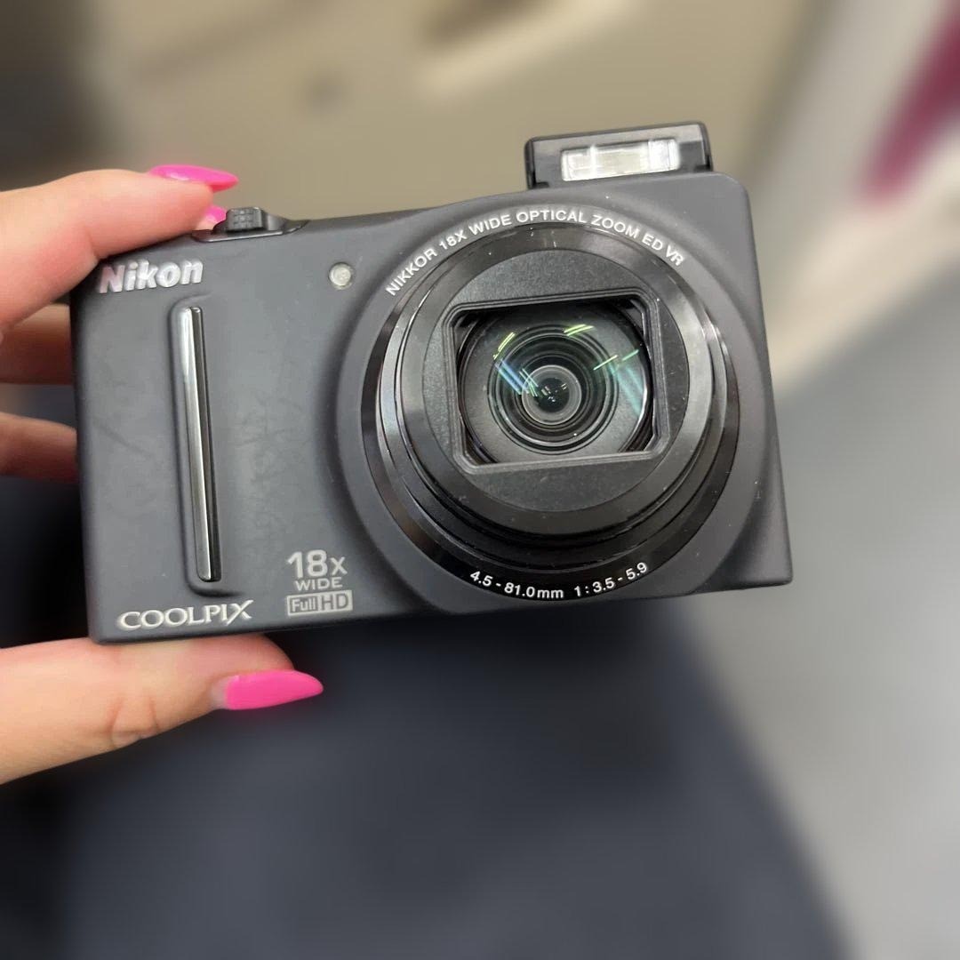 Nikon COOLPIX S9100 Black Digital Camera 12.1MP 18x Optical Zoom