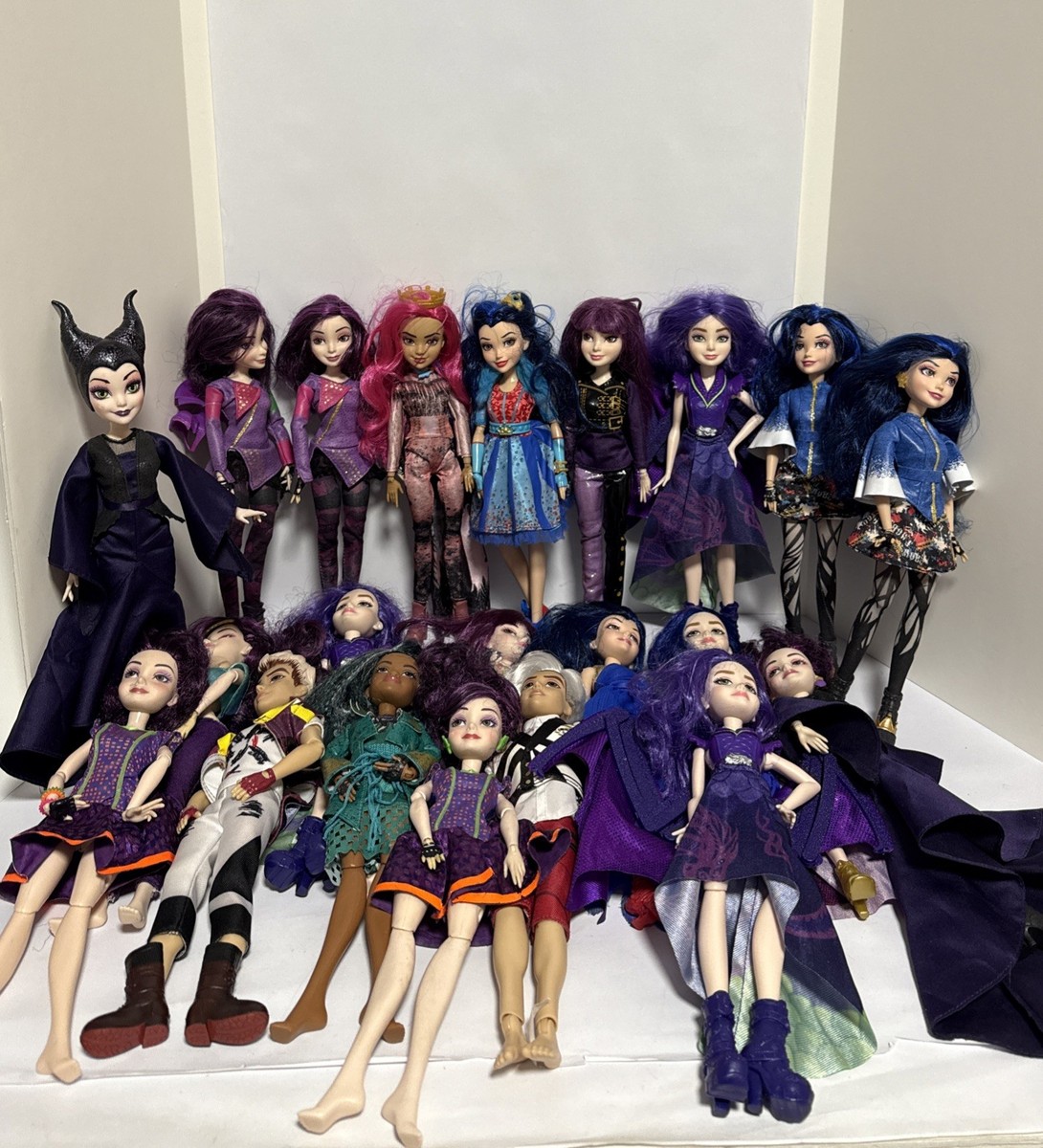 DISNEY DESCENDANTS Doll Lot Of 21/ Sold As-Is/Read | eBay