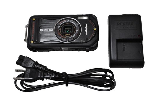 Pentax Optio 330 3.34 Megapixel CAMERA 7.6mm-22.8mm Lens - TESTED
