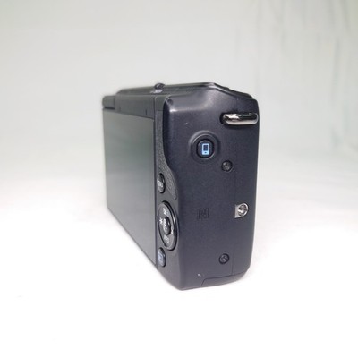 N.MINT] Canon EOS M10 18.0MP camera - Black EF-M 15-45mm IS STM