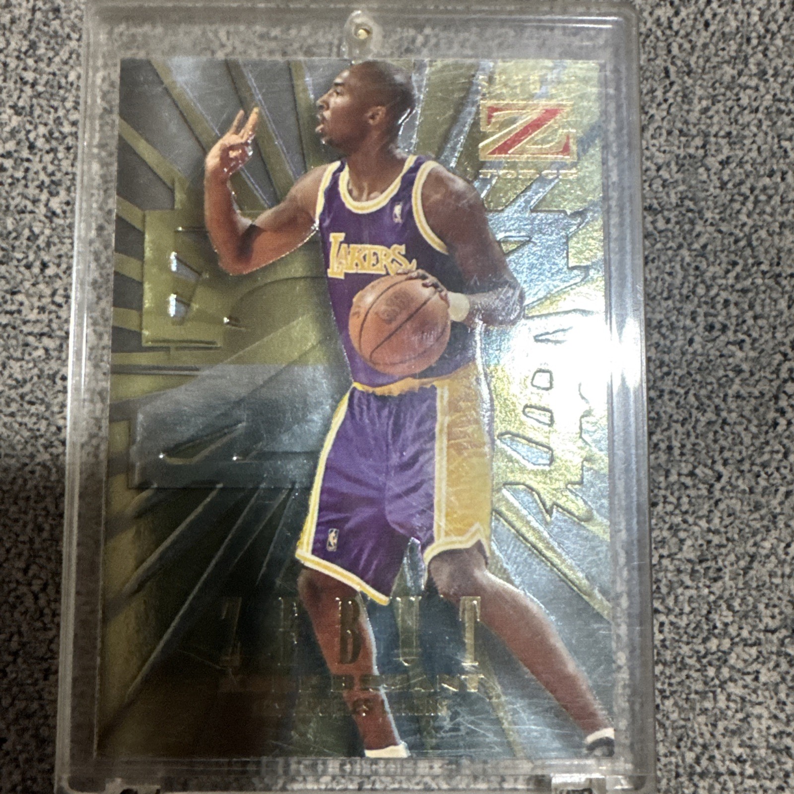 Kobe Bryant 1996 Skybox Z-Force #3 Zebut Price Guide - Sports Card