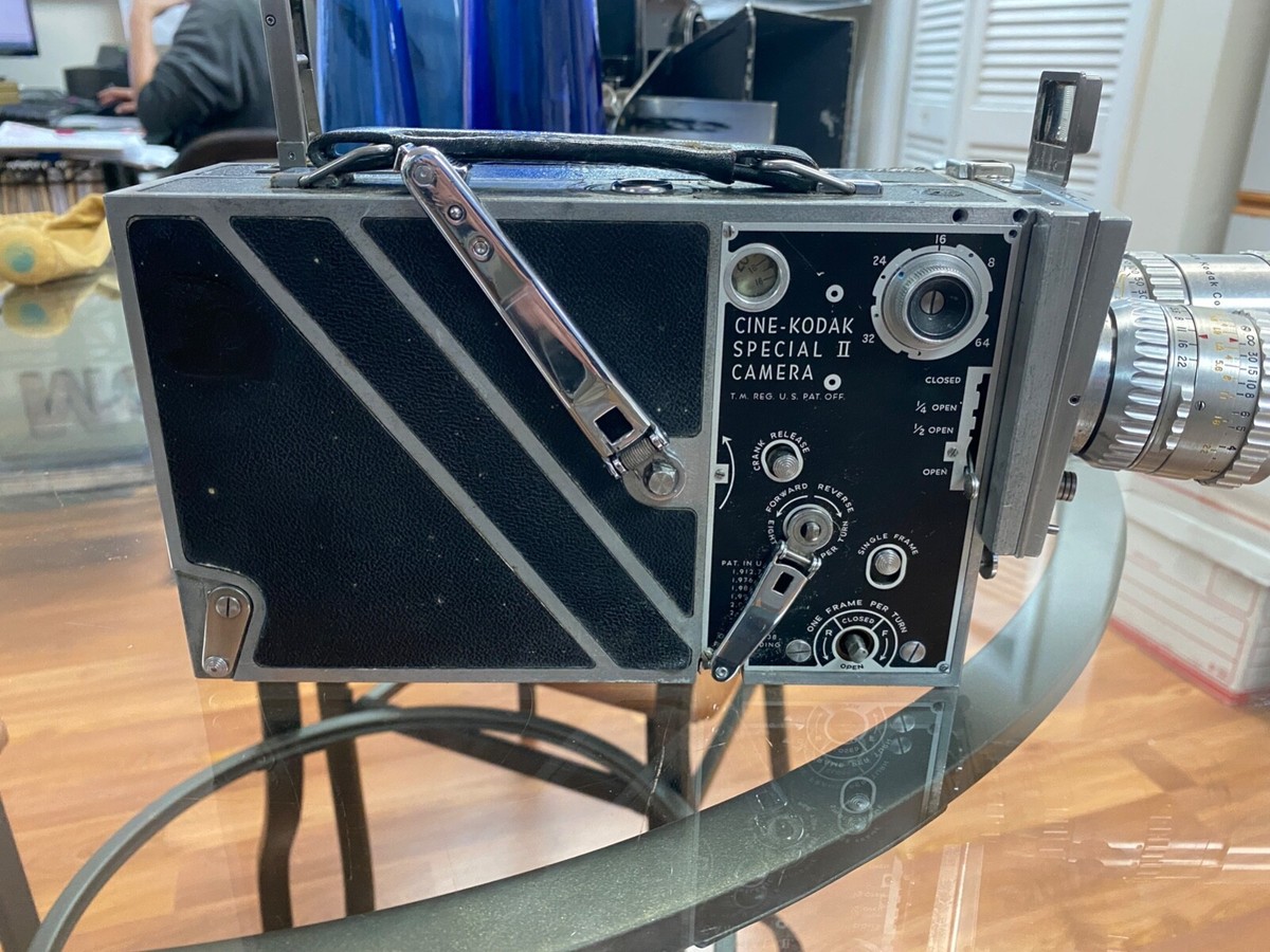 Kodak Cine Special II 16mm Camera w/4 Lenses, 2 Chambers, Custom