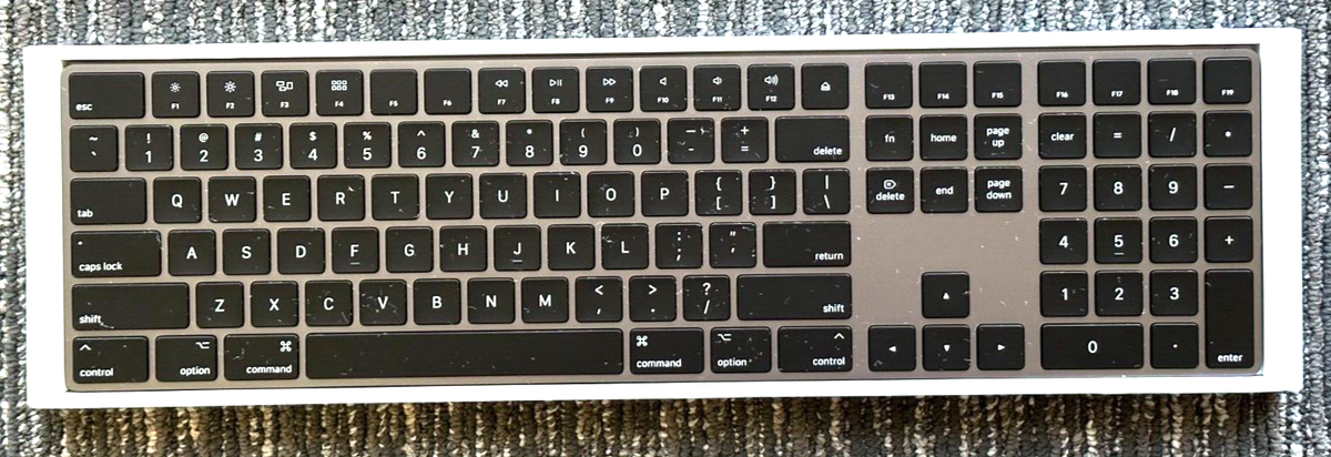 Apple Magic Wireless Keyboard with Numeric Keypad Space Gray