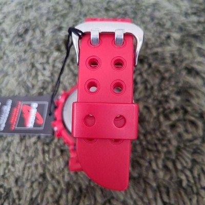 Casio G Shock DW 8200F 4JR Frogman Red 2000 Limited Dive Watch