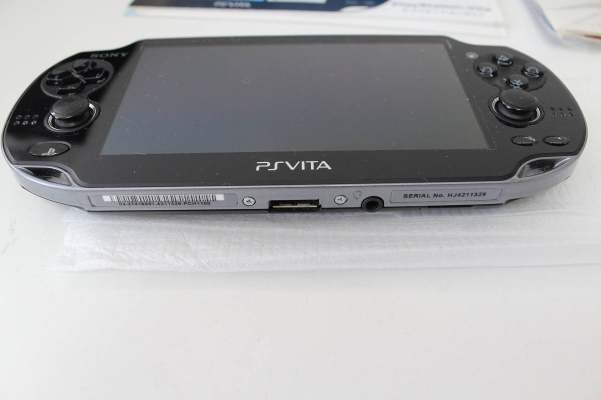 PS Vita Console Crystal Black PCH-1100 OLED 3G/Wi-Fi SONY 1000