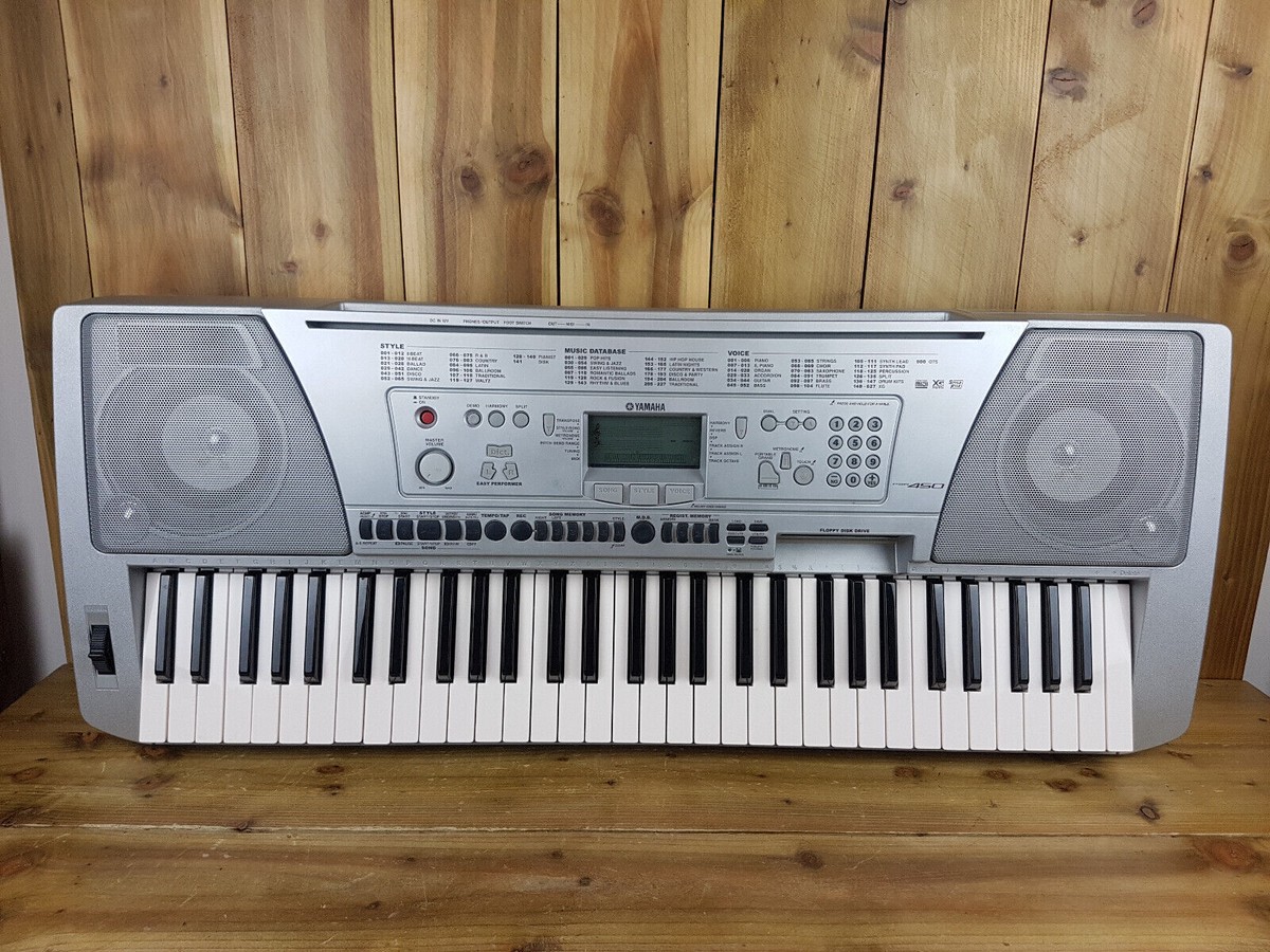 Yamaha PSR-450 electronic Keyboard 61 key Silver Synthesizer DISC