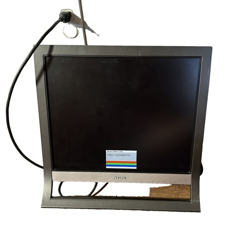 Sony SDM-HS95P XBrite LCD Monitor Screen 19” 1280X1024 w Power