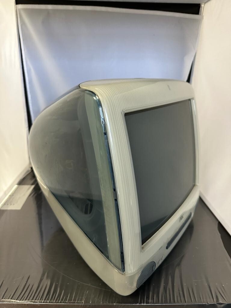 Apple iMac G3 Graphite 333MHz 6mb GPU - 6GB HDD OS - Vintage 2000