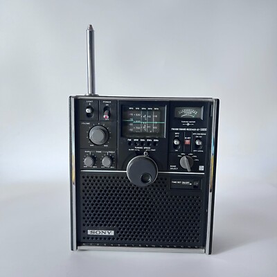 ソニーラジオ受信機 ICFー5800 完動品 SONY／ICFー5800。【単二