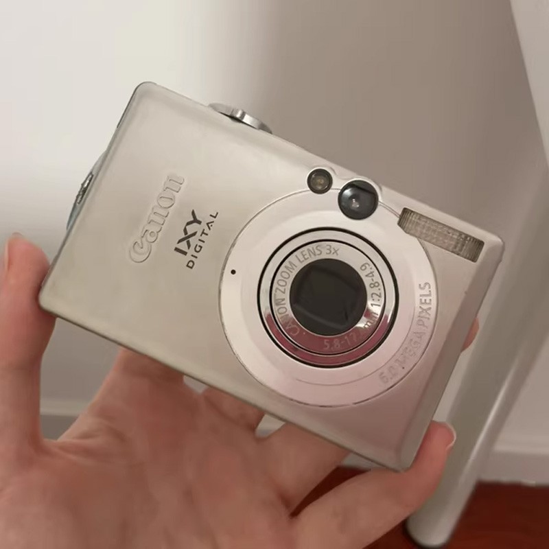 Canon IXY DIGITAL 70 シルバー 【公式通販】