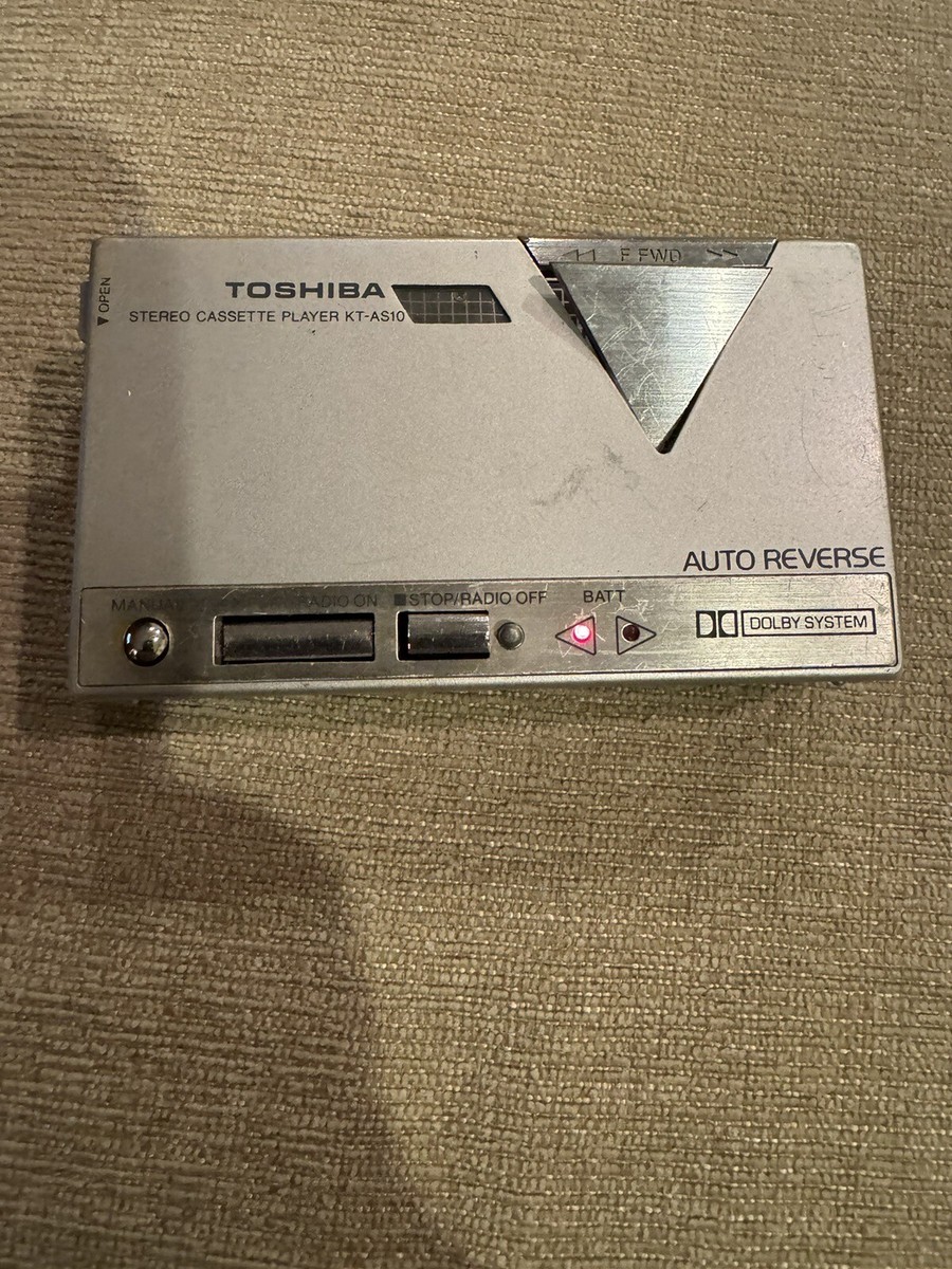 Toshiba KT-AS10 Walky portable radio/cassette player stereo Silver
